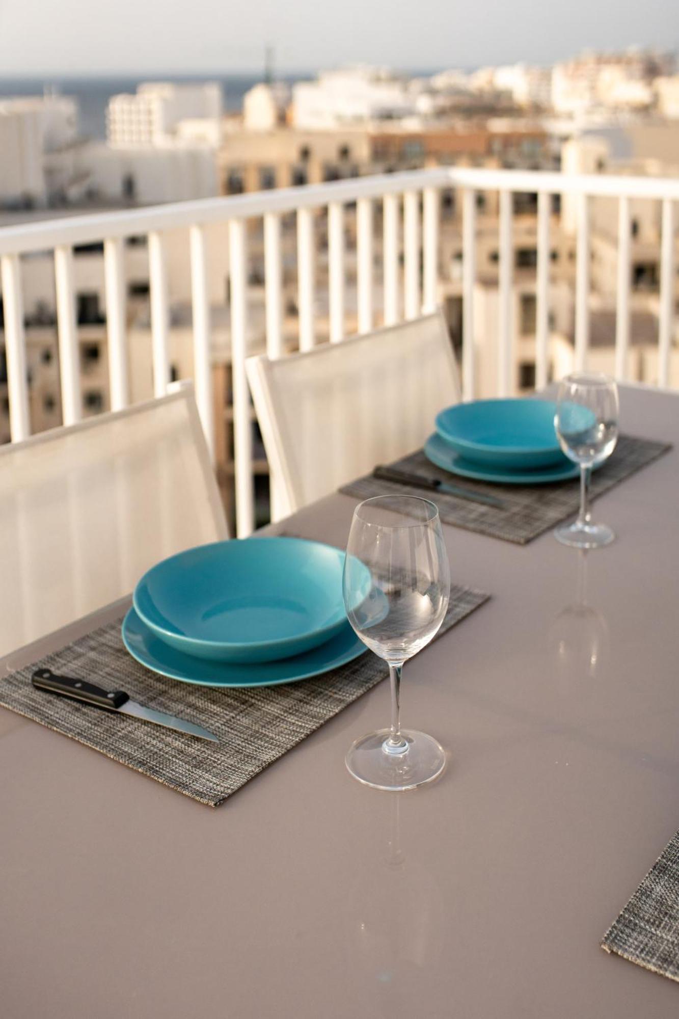 דירות סיינט פול ביי Poseidon Court Penthouse Superior מראה חיצוני תמונה