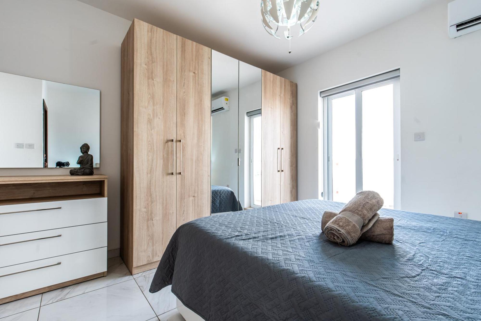 דירות סיינט פול ביי Poseidon Court Penthouse Superior מראה חיצוני תמונה